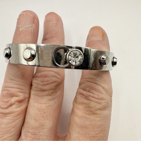 Michael Kors Astor Cityscape Bracelet Silver Tone Studs Cubic Zirconia Bangle - Picture 8 of 12